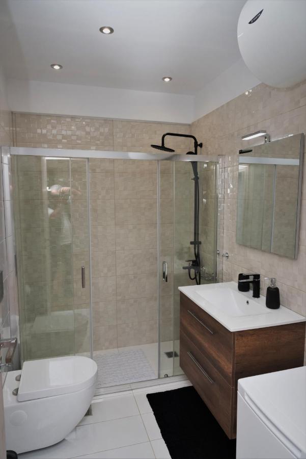 Koules Sea View City Apartment Heraklion Exterior foto